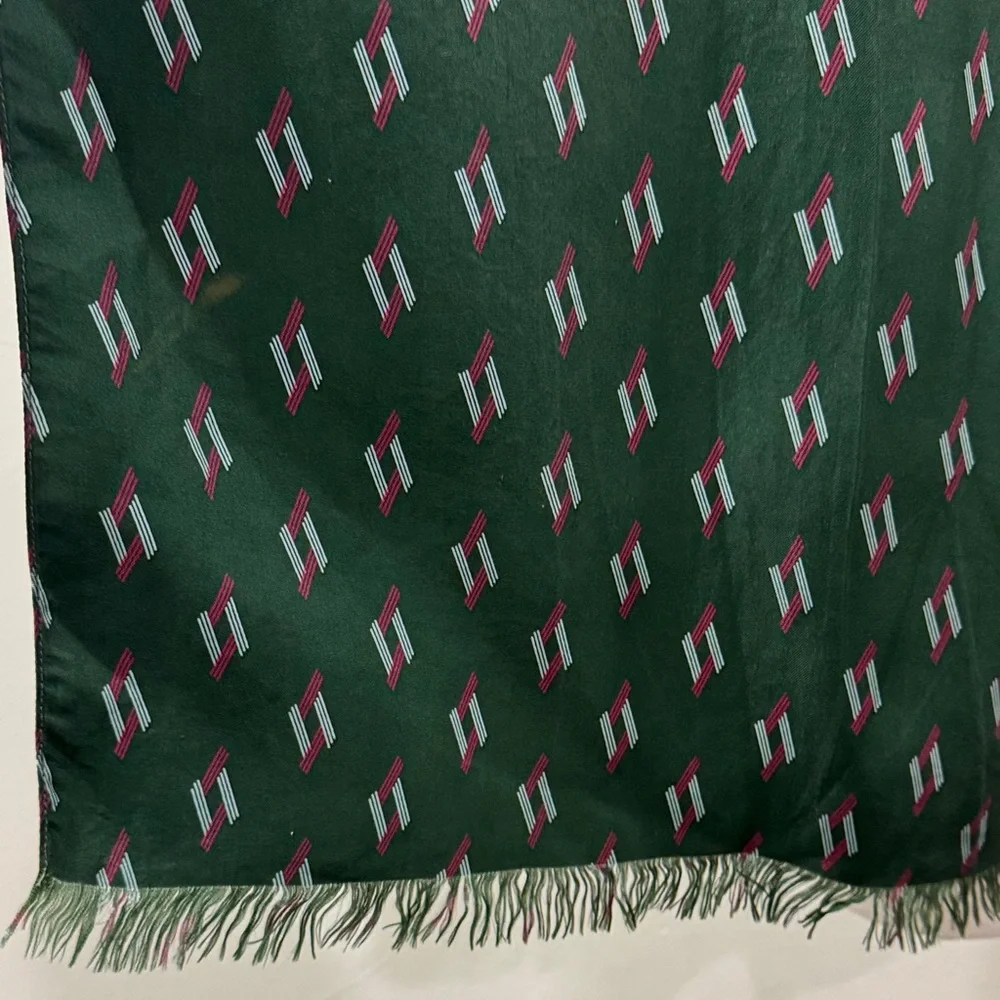 Men’s Vintage-Style Patterned Scarf – Green Geometric Print